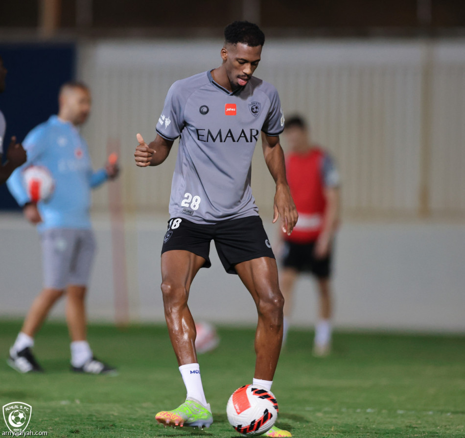 بطل آسيا يفتح الملف المحلي