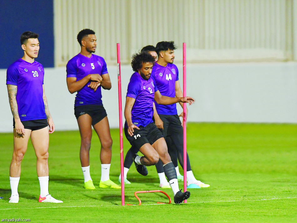 نصف النهائي..
نجاحات الهلال 60%