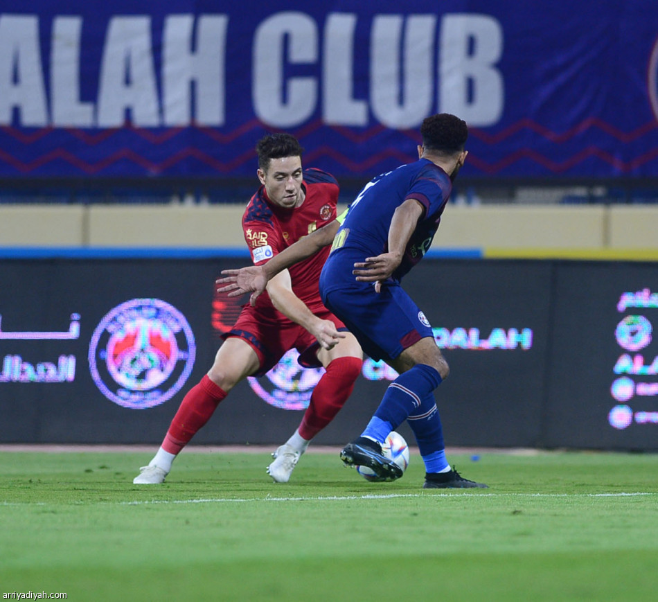 ضمك يقتنص نقاط العدالة في الأحساء