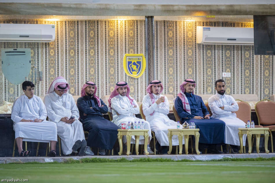 التعاون ينتظر تاوامبا وكاكو في البحرين