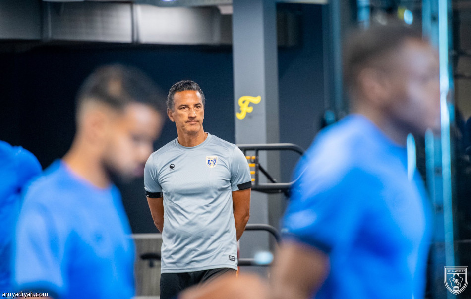 شاموسكا ينطلق مع التعاون في هولندا