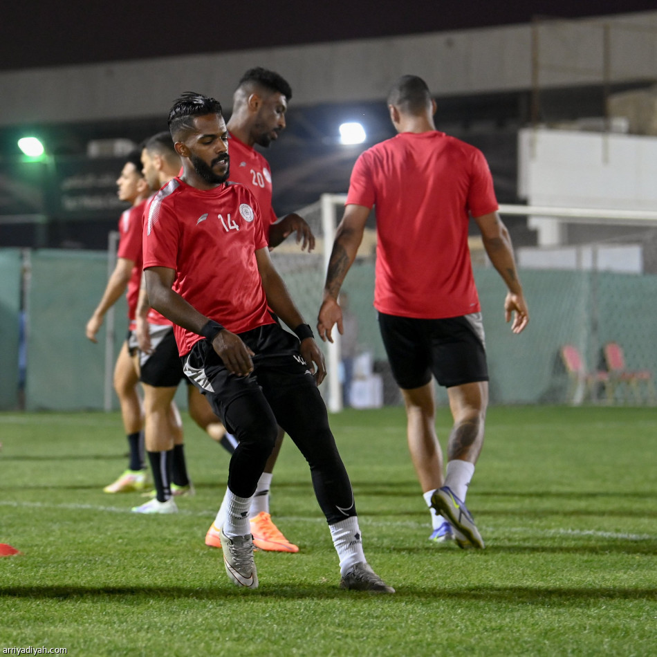 الشباب يختتم تحضيراته لمومباي