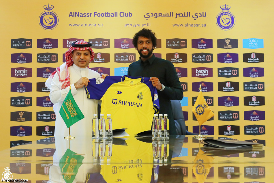 النصر يحتفظ بالصليهم حتى 2026