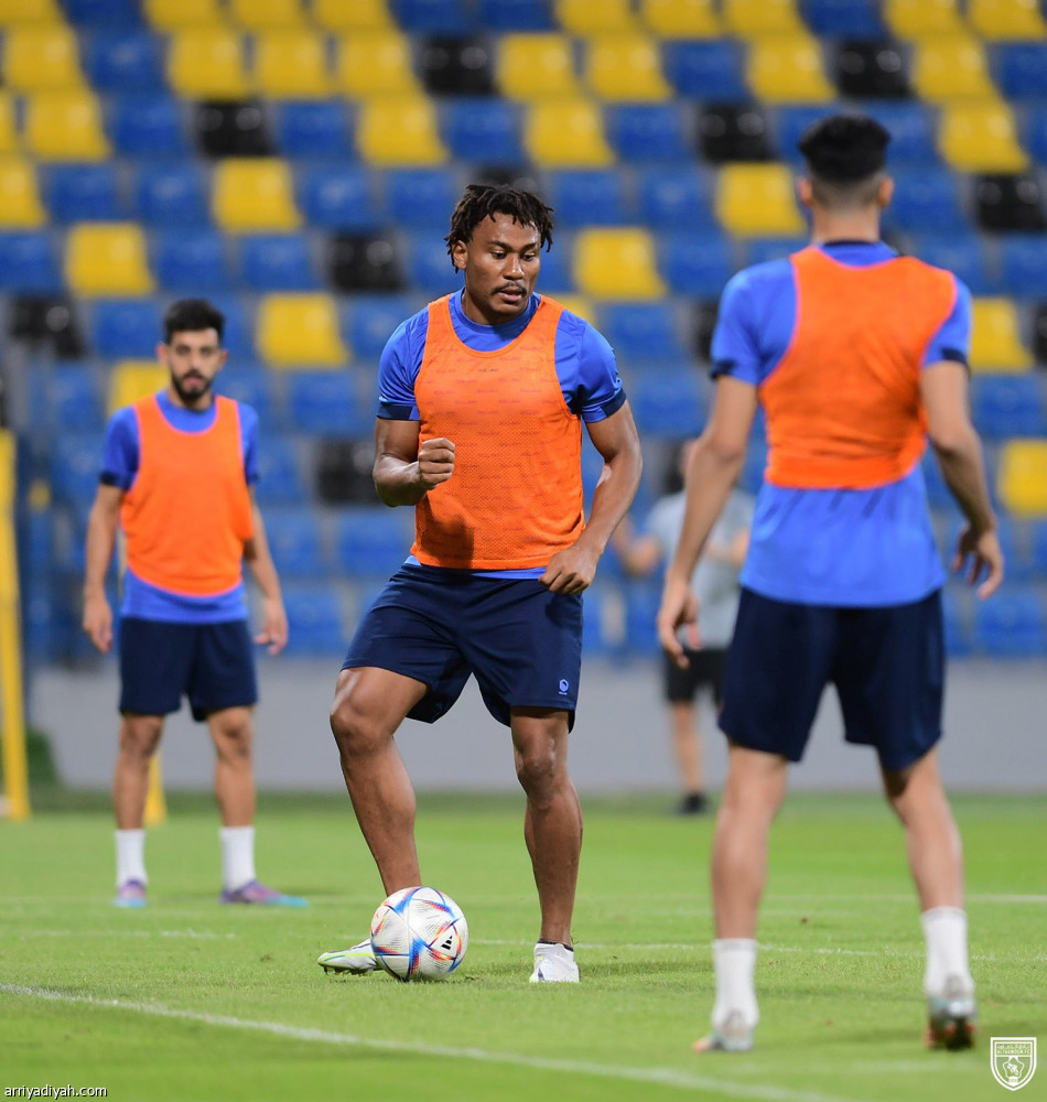 التعاون يفتح ملف النصر